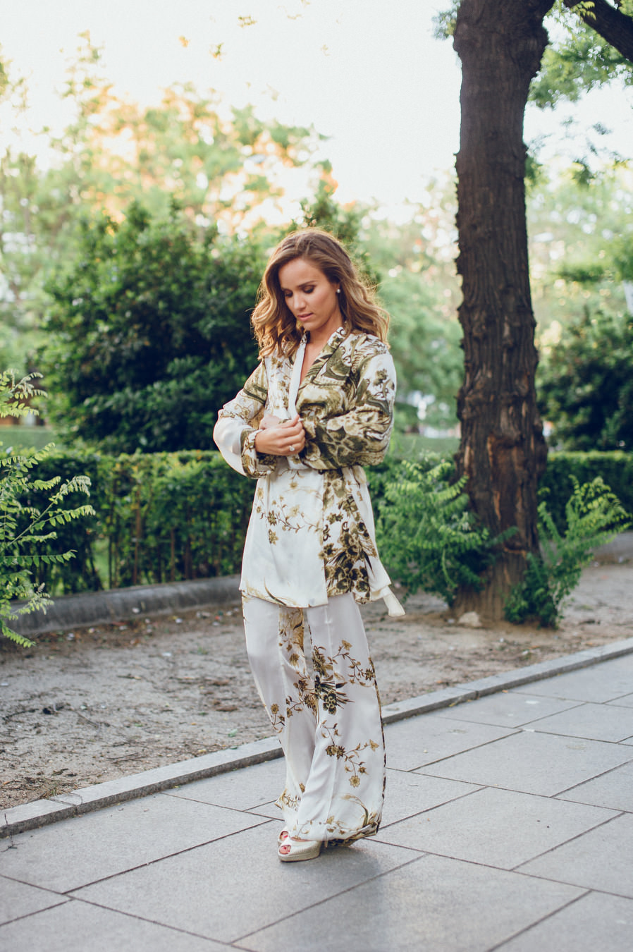 calista-one-lista-de-bodas-online-blog-de-bodas-bossanova-looks-invitadas-adriana-kimono-1
