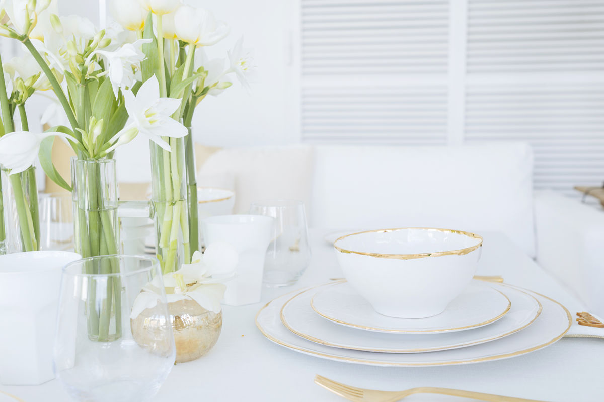 calista-one-lista-de-bodas-online-blog-de-bodas-decoracion-mesa-blanco-y-dorado-7