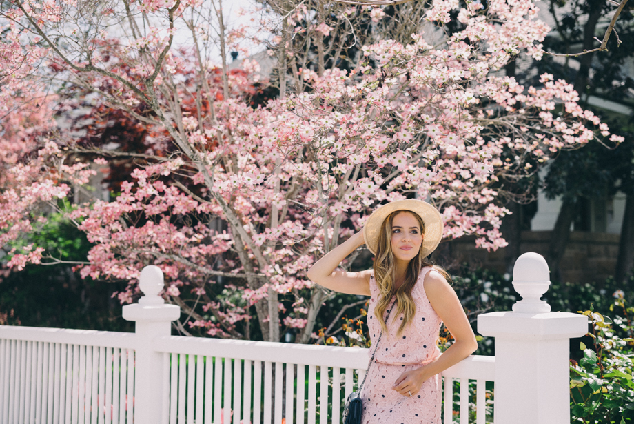 Dress code outfit picnic rosa y verde calista one summer party 10