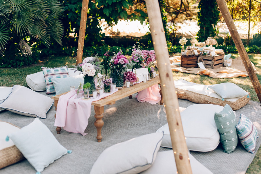 zona chill out cojines suelo tipis 10