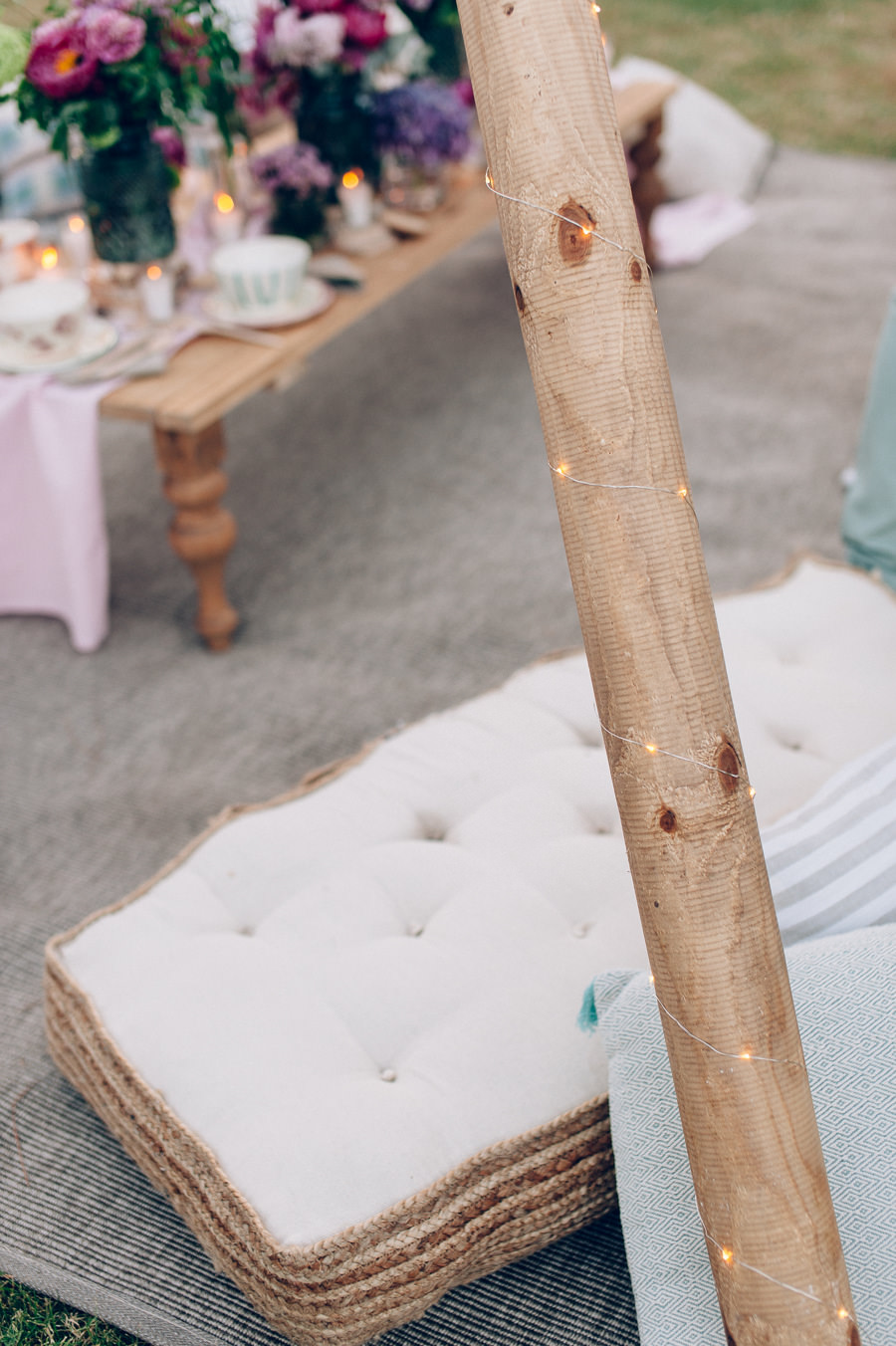 zona chill out cojines suelo tipis 4