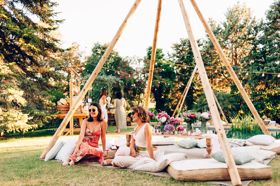 zona chill out cojines suelo tipis 11